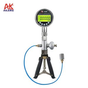 AILEIKE101SC+ALKC400HA1 Kalibrator Tekanan Maritim untuk Alat Uji Rentang 0~200 kPa Alat Ukur Tekanan dengan Pompa Tangan