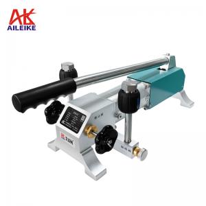 Pompa Tekanan Tinggi Portabel ALKB622G Sumber Tekanan Positif dan Negatif Pompa Tekanan Manual Uji Tekanan Tinggi -0,095 hingga 16 MPa